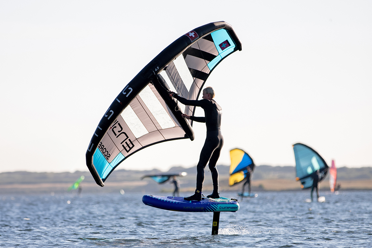 active lakeside Wingsurf